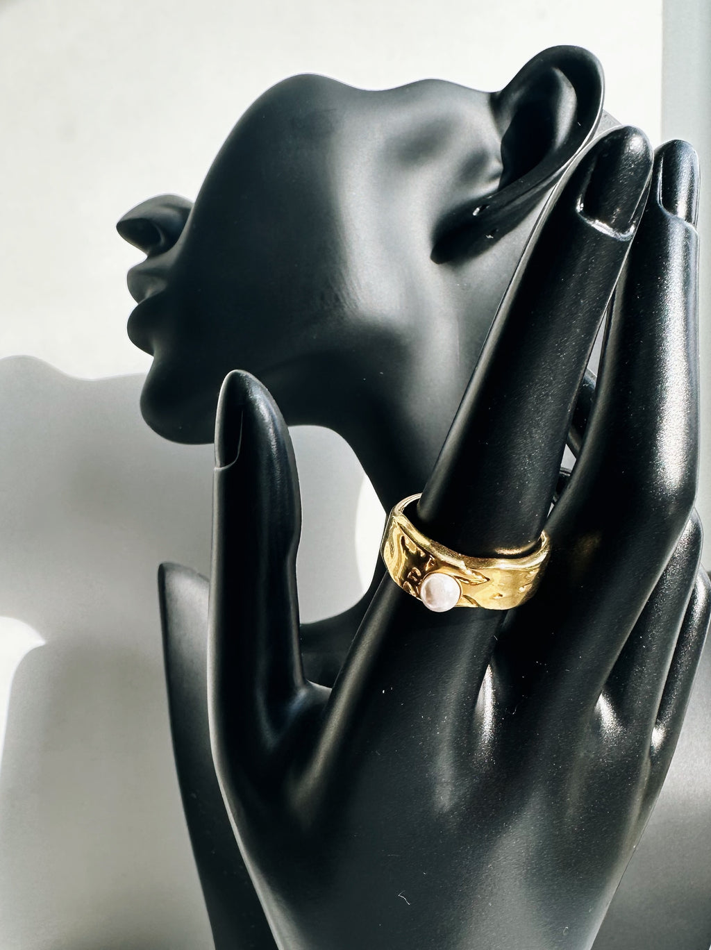 The girl bestfriend ring