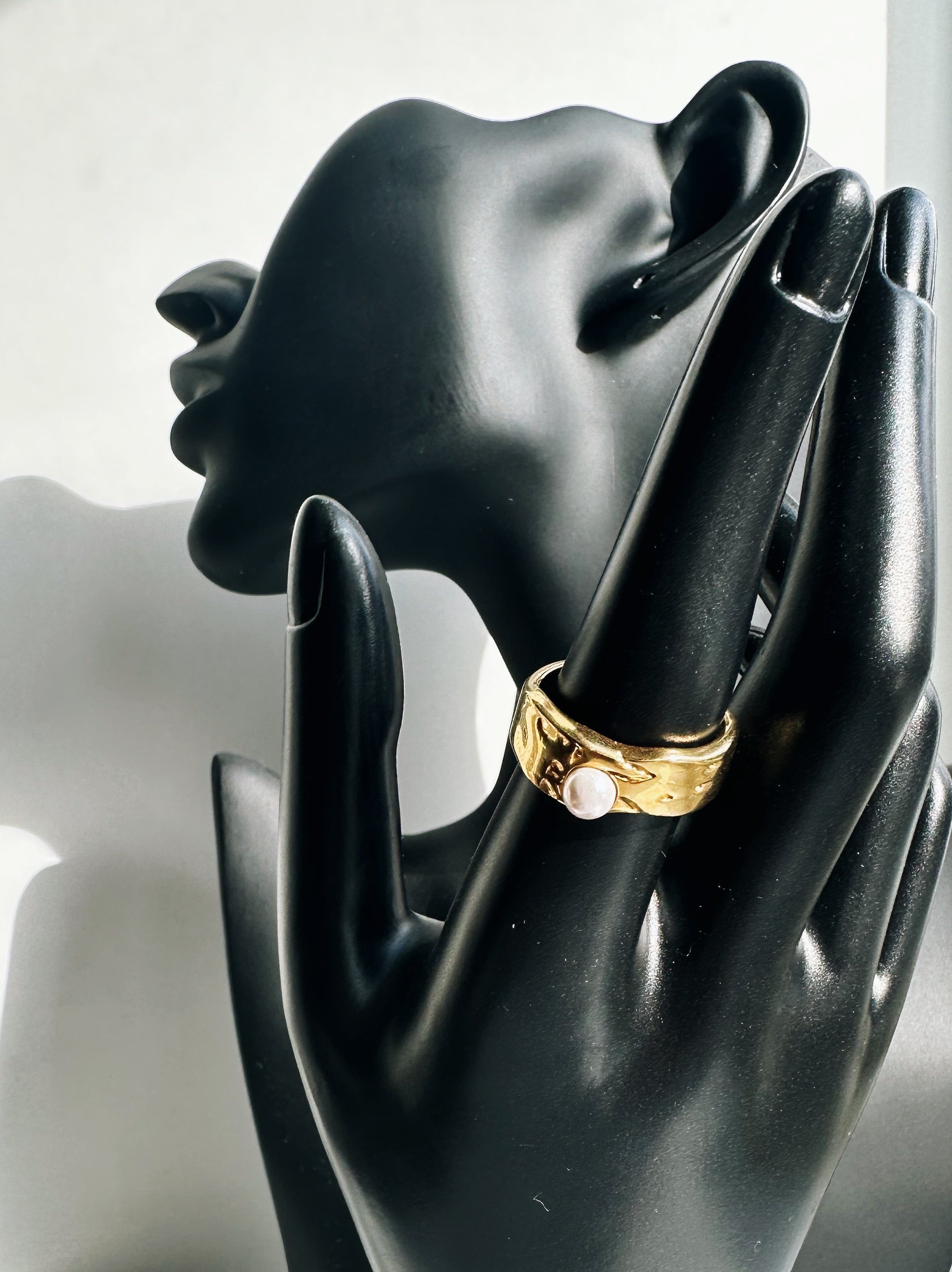 The girl bestfriend ring