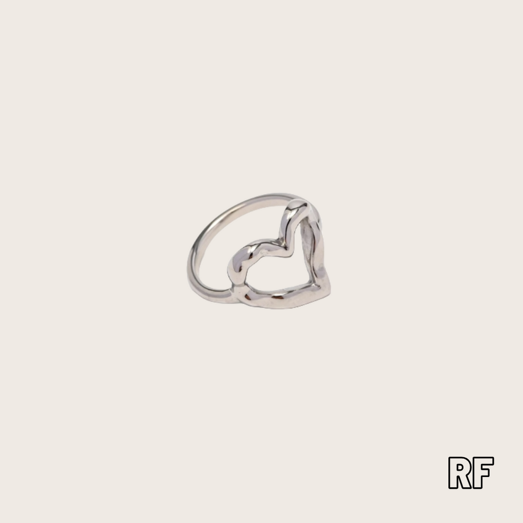 Heartless ring