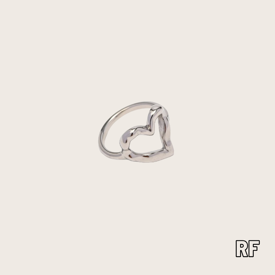 «Heartless» ring